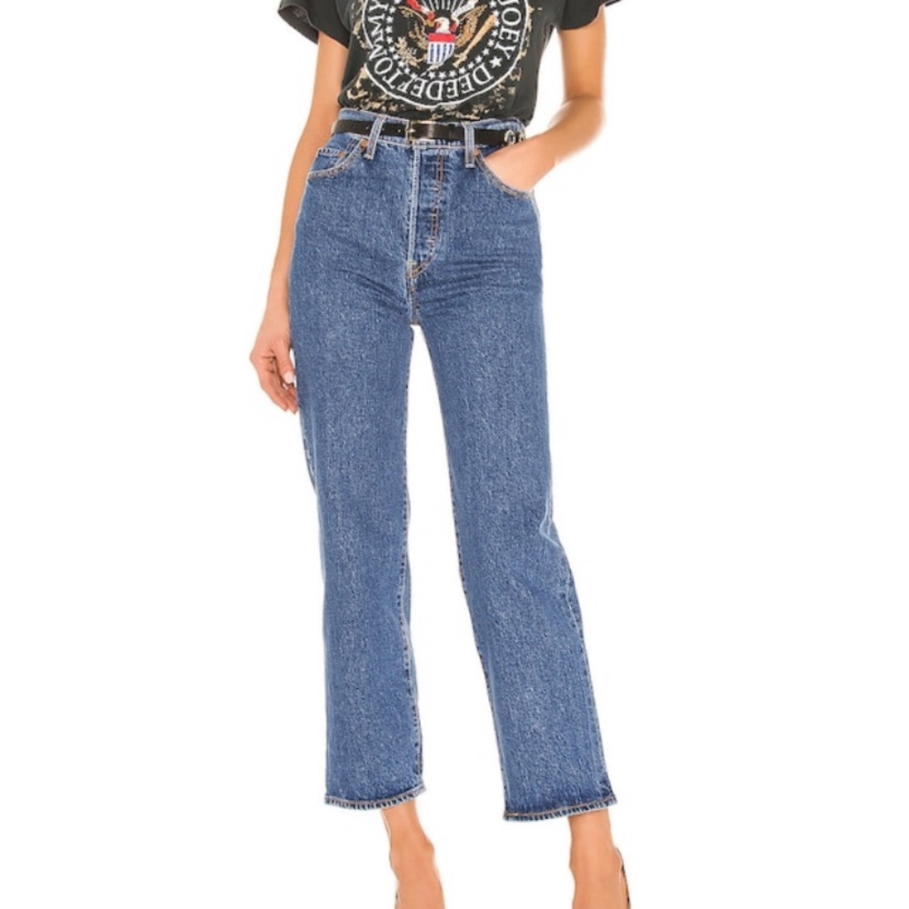 Levi’s Ribcage Straight